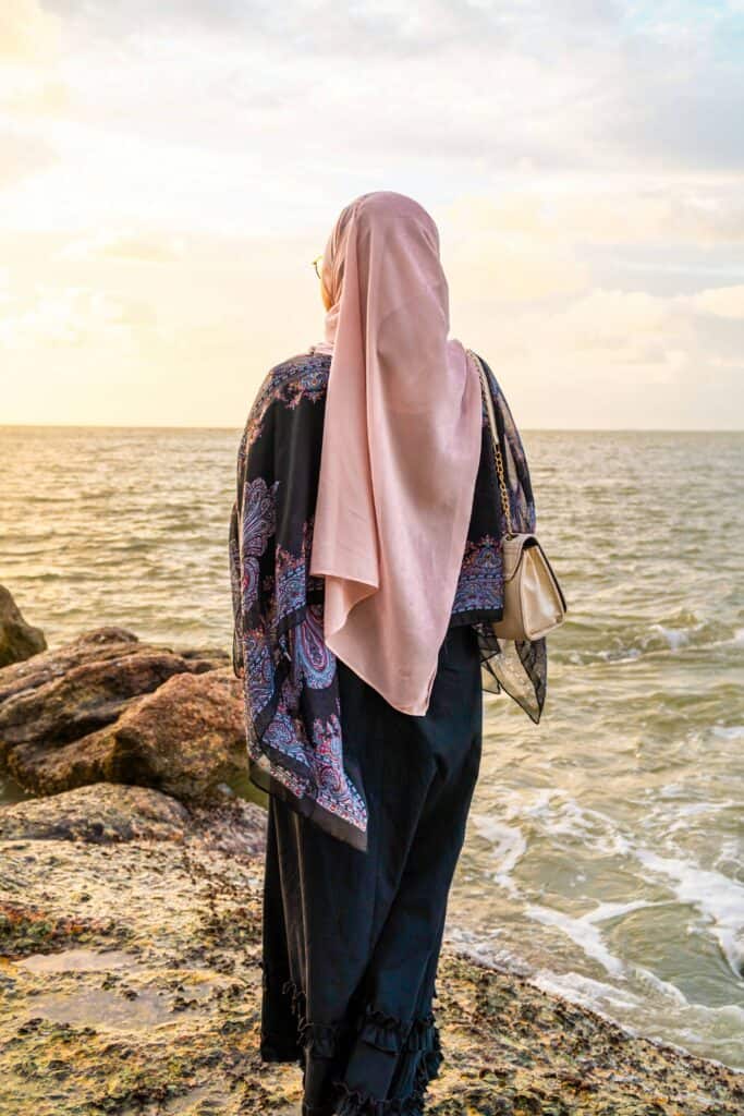 muslim woman in reflection